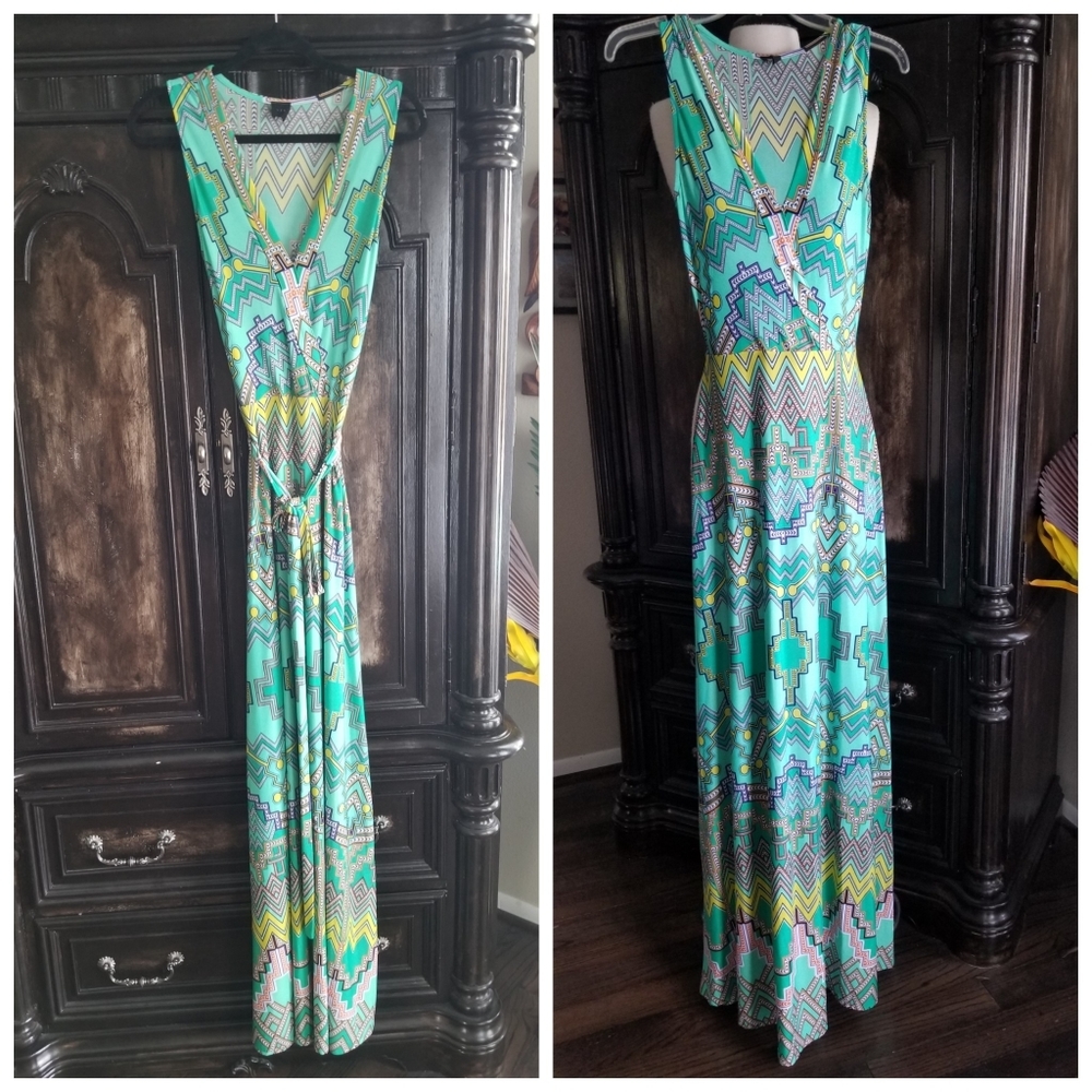 LIX Maxi Dress - Medium